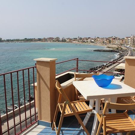 Appartamento Vista D'Incanto Giardini Naxos Exterior foto