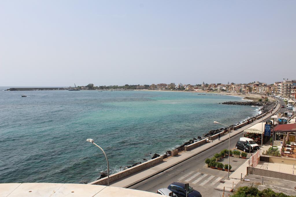 Appartamento Vista D'Incanto Giardini Naxos Exterior foto