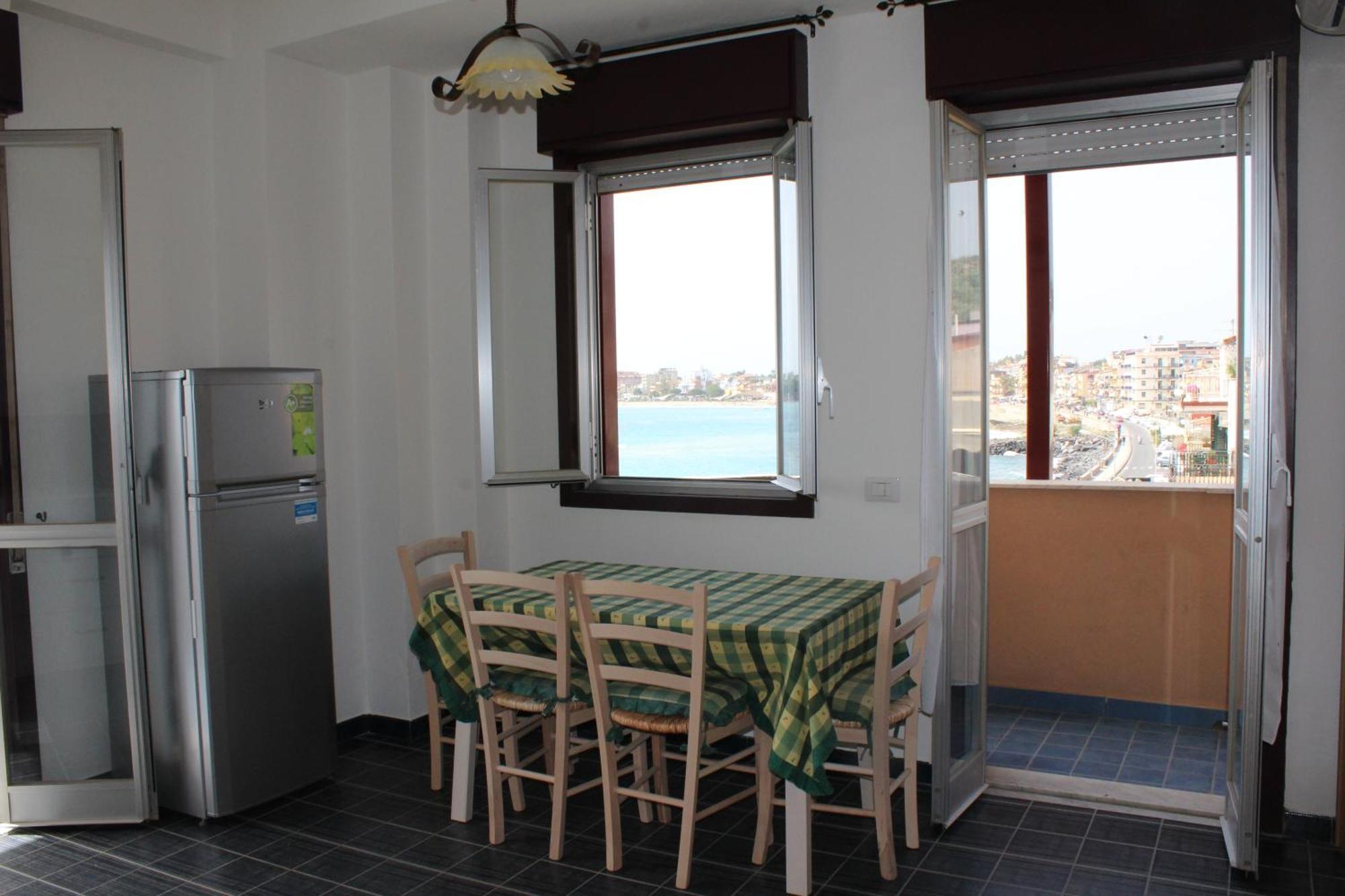 Appartamento Vista D'Incanto Giardini Naxos Exterior foto